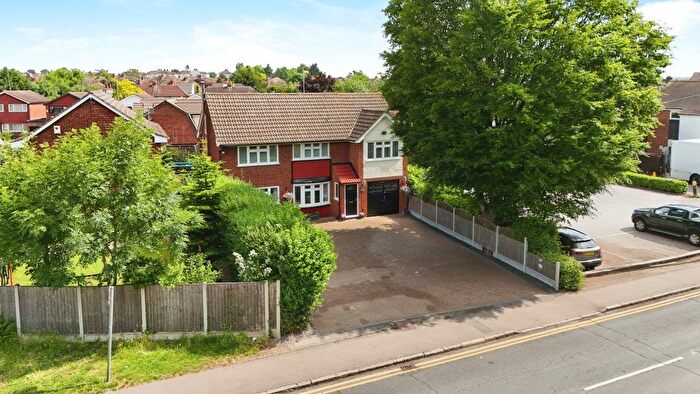 5 Bedroom Detached House For Sale In Three Elms, Coppice Row, Epping, CM16