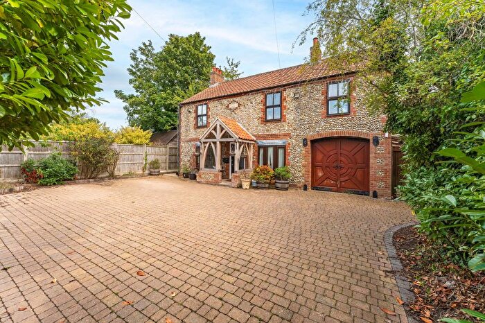 5 Bedroom Detached House For Sale In Sandy Lane, Fakenham, NR21