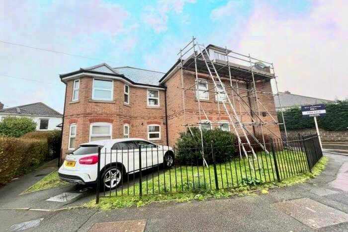 2 Bedroom Maisonette To Rent In Nursery Road, Bournemouth, BH9