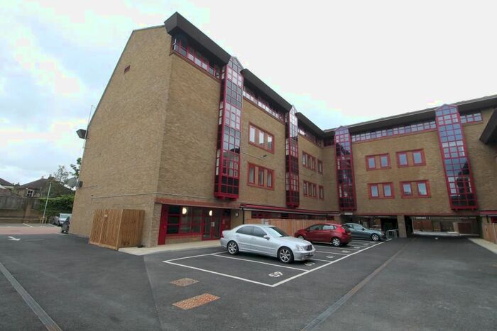 1 Bedroom Flat To Rent In Loam House, London Road, Romford, RM7