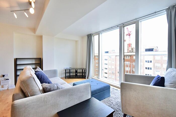 2 Bedroom Flat To Rent In The Avenue, Leeds, LS9