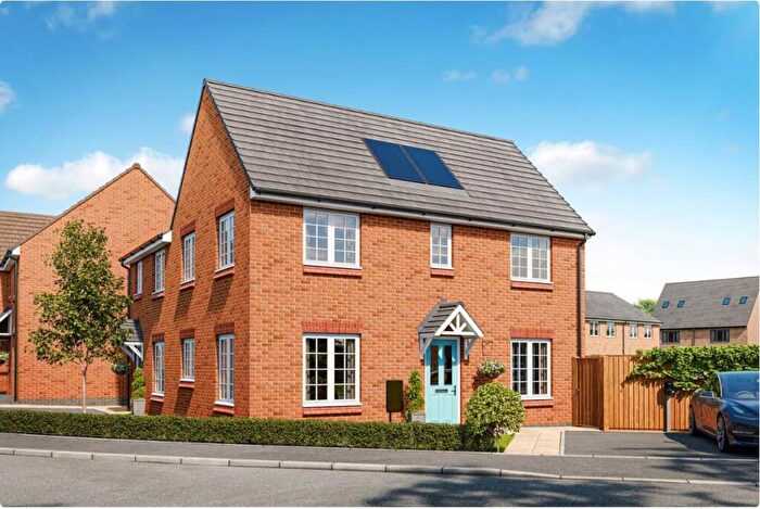 3 Bedroom Semi-Detached House To Rent In Robin Crescent, CW2