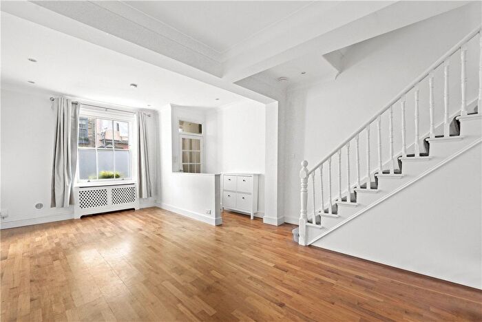 4 Bedroom Terraced House To Rent In Donne Place, Chelsea, London, SW3