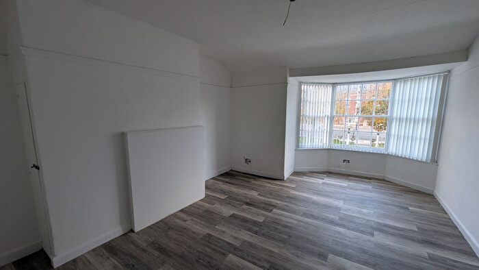 2 Bedroom Flat To Rent In Lord Street, Southport, PR8