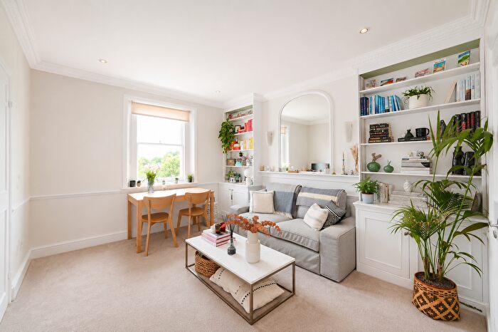 1 Bedroom Flat To Rent In Queens Gate, SW7