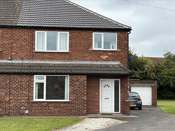 1 Bedroom Flat To Rent In Staindale Road, Scunthorpe, DN16