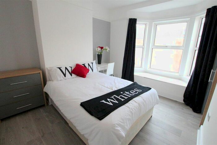 1 Bedroom Property To Rent In Cedar Road, Northampton, NN1