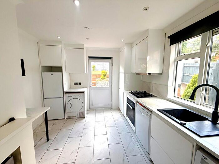 3 Bedroom Semi Detached House To Rent In Ockham Drive, Orpington, BR5