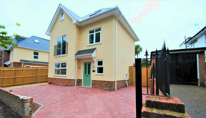 3 Bedroom House To Rent In Fitzharris Avenue, Winton, Bournemouth, BH9