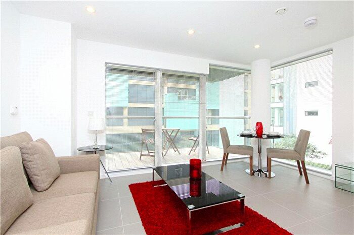 1 Bedroom Apartment To Rent In Dance Square, Clerkenwell, Islington, London, EC1V