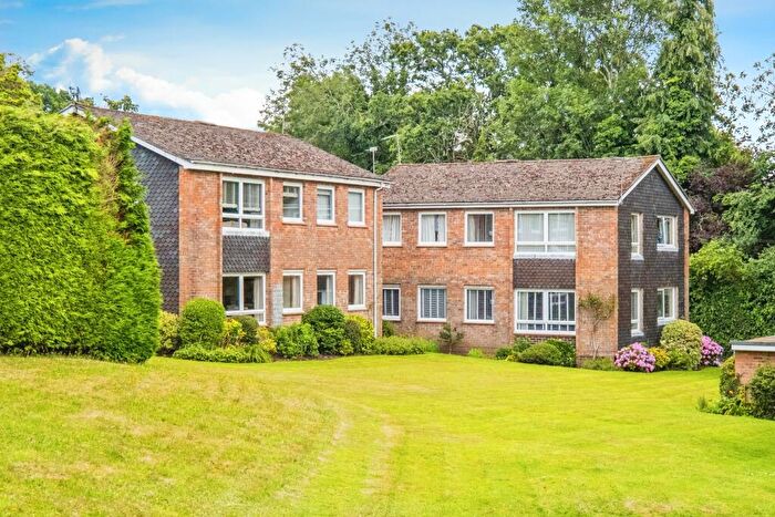 2 Bedroom Flat For Sale In Elmleigh Court, Elmleigh, Midhurst, West Sussex, GU29