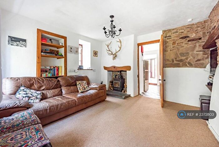 3 Bedroom Semi-Detached House To Rent In Corffe Green, Braunton, EX33