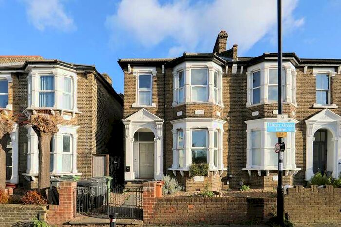 3 Bedroom Flat To Rent In Hither Green Lane, Hither Green, London, SE13
