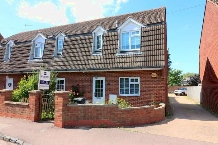 3 Bedroom Semi-Detached House To Rent In High Street, Pulloxhill, Bedfordshire, MK45