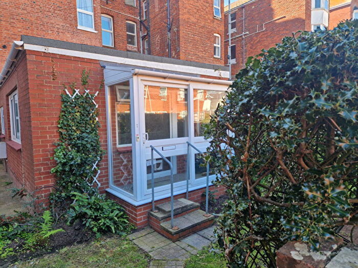1 Bedroom Flat For Sale In Morton Crescent, Exmouth, EX8