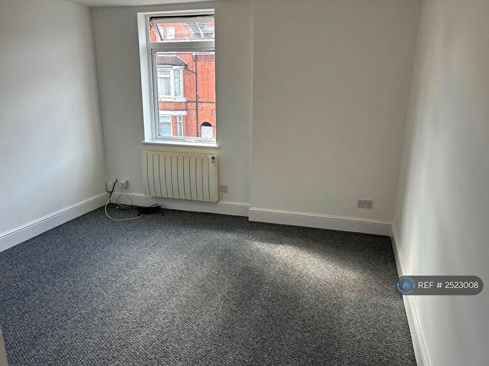 1 Bedroom Semi-Detached House To Rent In Mount Pleasant, Redditch, B97