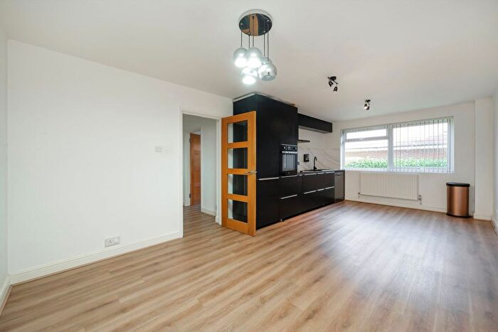 2 Bedroom Flat To Rent In Sheepcote Road, Harrow, HA1