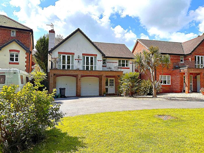 4 Bedroom Detached House For Sale In Combourg Close, Exmouth, EX8