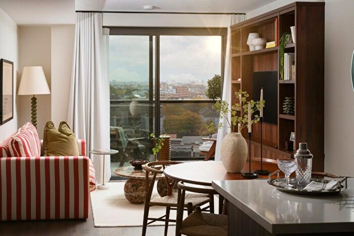 1 Bedroom Apartment For Sale In Regent's View, London, E2