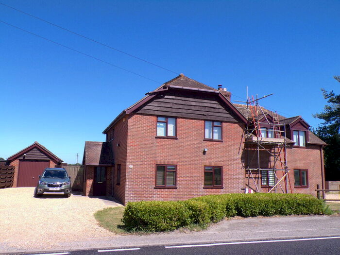 3 Bedroom House To Rent In Avon Christchurch, BH23