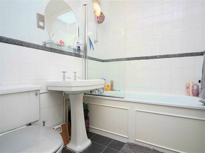 Studio To Rent In Plate House, Burrells Wharf, E14