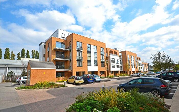 2 Bedroom Apartment To Rent In Pym Court, Cromwell Road, Cambridge, CB1