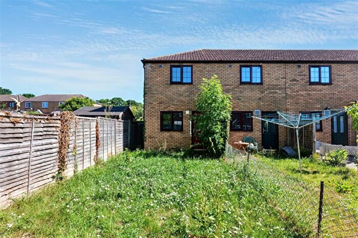1 Bedroom End Of Terrace House For Sale In Haileybury Gardens, Hedge End, Southampton, SO30