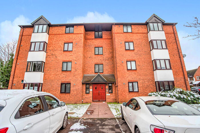 1 Bedroom Flat To Rent In Seymour Gardens, London, SE4