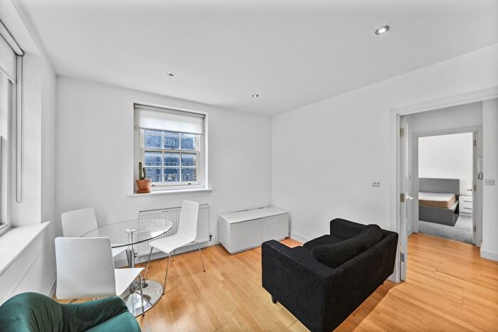 1 Bedroom Flat To Rent In East Road, London, N1