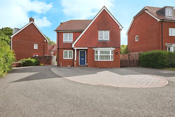 4 Bedroom Detached House For Sale In Bramble Walk, Kingsnorth, Ashford, TN23