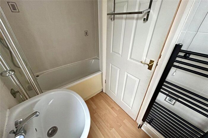 3 Bedroom Terraced House For Sale In Rufford Road, Huddersfield, West Yorkshire, HD3