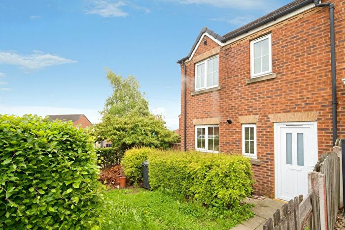 3 Bedroom Semi-Detached House For Sale In Chestnut Crescent, Barnsley, S70
