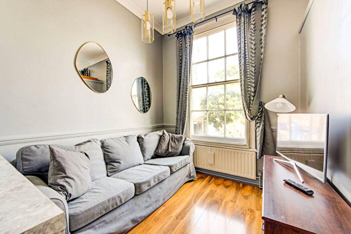 1 Bedroom Flat To Rent In Fulham Road, Fulham Broadway, London, SW6
