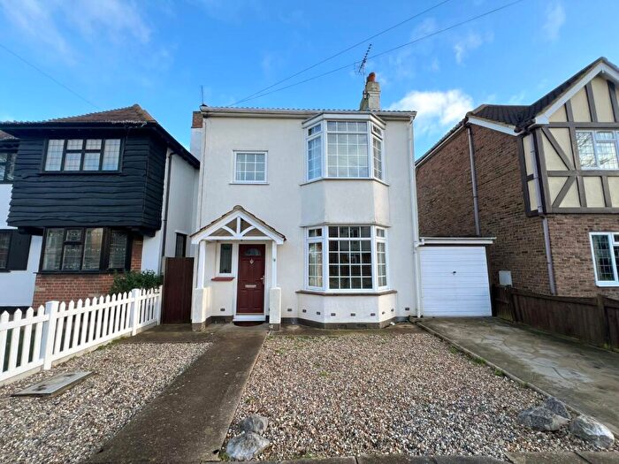 3 Bedroom Detached House To Rent In Percy Road, Leigh-On-Sea, SS9