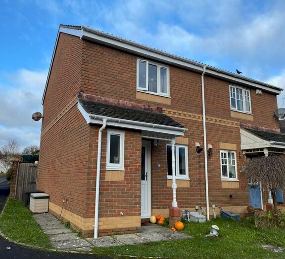 2 Bedroom Property To Rent In Bron Hafod, Broadlands, CF31