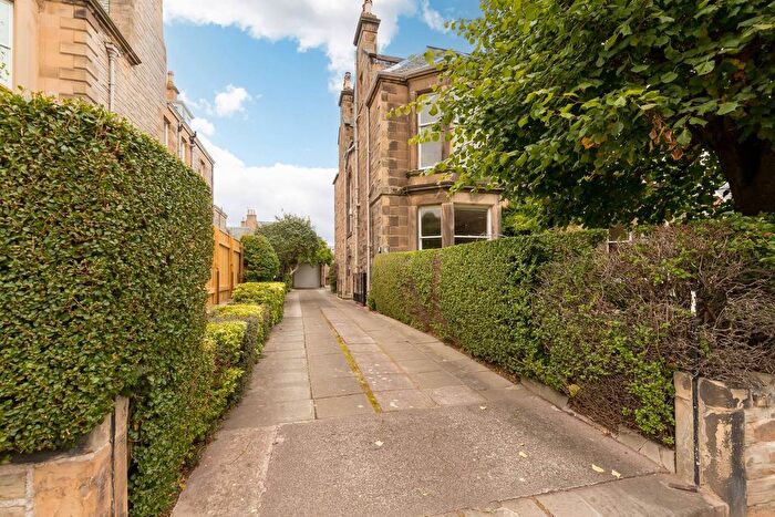 5 Bedroom Flat For Sale In B, Esslemont Road, Newington, Edinburgh, EH16
