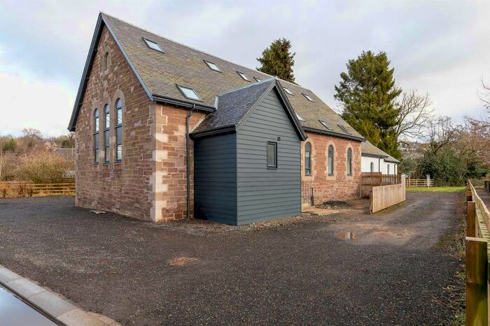 3 Bedroom Maisonette To Rent In Church Lane, Bankfoot, Perth, PH1