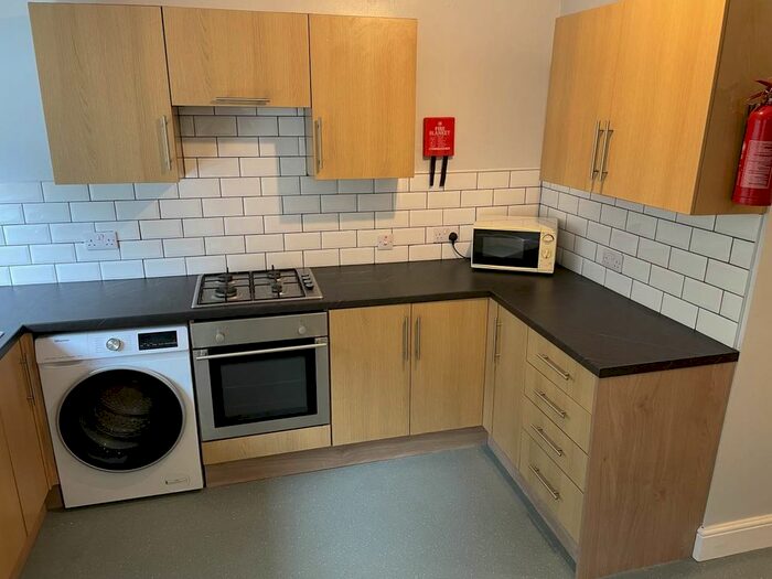 4 Bedroom Property To Rent In Rhyddings Park Road, Brynmill, Swansea, SA2