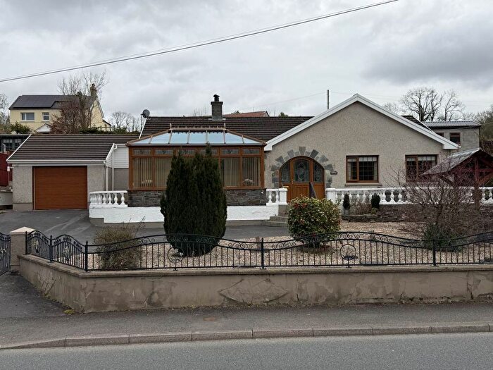 3 Bedroom Detached Bungalow To Rent In Pencader, Carmarthenshire, SA39