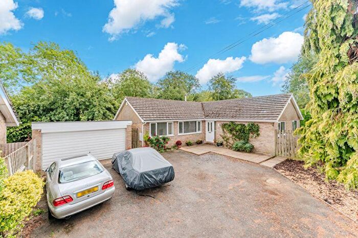 3 Bedroom Detached House For Sale In Kelmarsh Road, Market Harborough, LE16