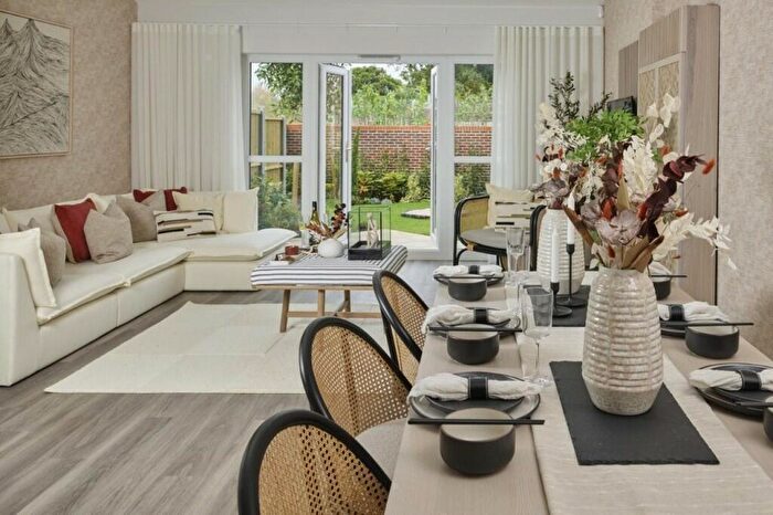 3 Bedroom Detached House For Sale In Morello Drive, Hemel Hempstead, Hertfordshire, HP2