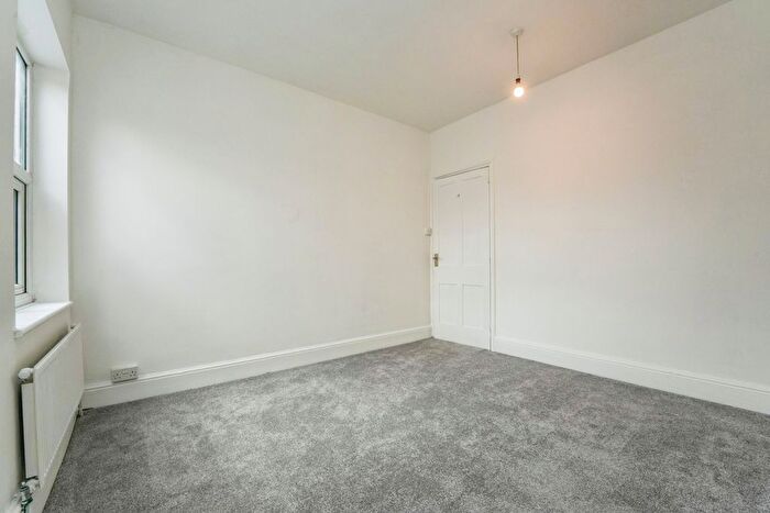 2 Bedroom Detached House For Sale In Prince Rupert Road, Worcester, Worcestershire, WR5