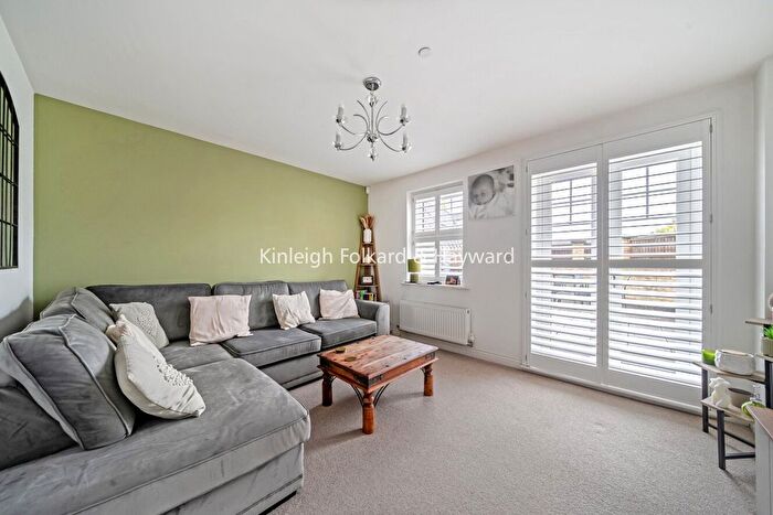 4 Bedroom Terraced House For Sale In Renwick Drive, Bromley, BR2