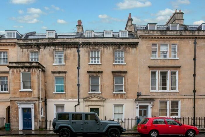 1 Bedroom Apartment To Rent In Flat, New King Street, Bath, BA1
