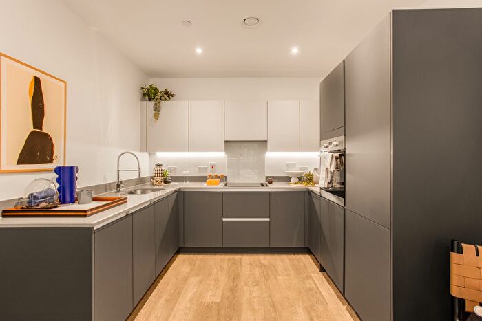 1 Bedroom Flat For Sale In Tandy Place, London, E20