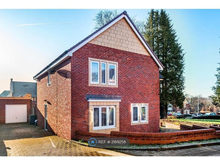 4 Bedroom Detached House To Rent In Threlkeld Close, High Wycombe, HP11