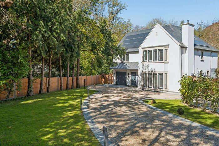 6 Bedroom Detached House For Sale In Ladywood Close, Loudwater, Rickmansworth, WD3