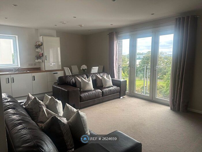 2 Bedroom Flat To Rent In Arneil Drive, Edinburgh, EH5