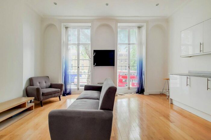 1 Bedroom Flat To Rent In City Road, Angel, London, EC1V