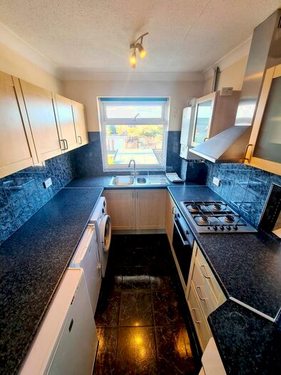 4 Bedroom Flat To Rent In Devonshire Drive, Mickleover, Derby DE3